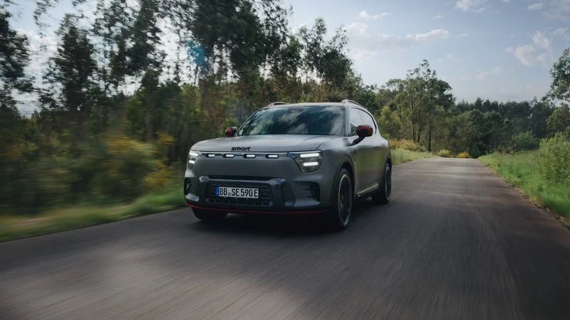 Вы сейчас просматриваете Новый Smart #5 укомплектовали премиальными эко-шинами Continental