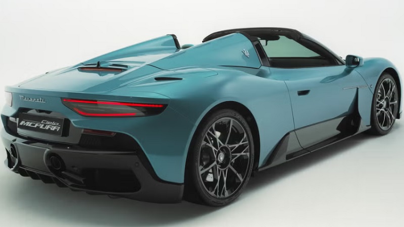 Вы сейчас просматриваете Maserati MCPura обули в премиальные шины Bridgestone