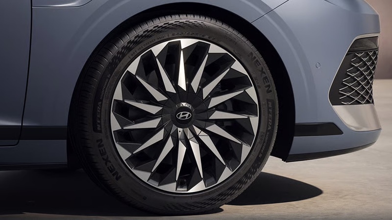 Вы сейчас просматриваете Nexen поставляет шины N’Fera Supreme S для обновленного Hyundai Grandeur